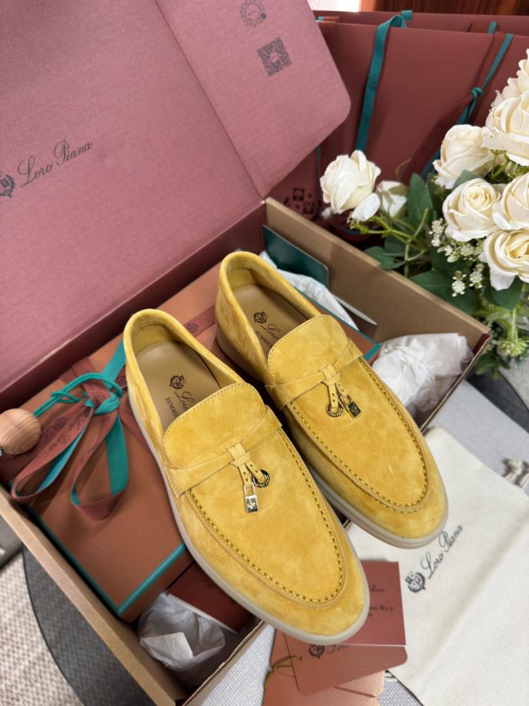 Women's European-style shoes
