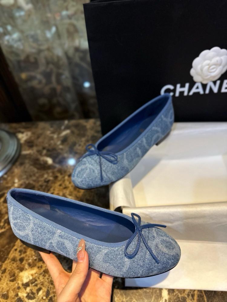 Chanel flat