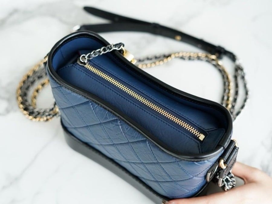Chanel Le Petit Couleur 20cm