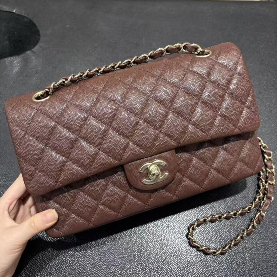 Chanel Classic size 25cm
