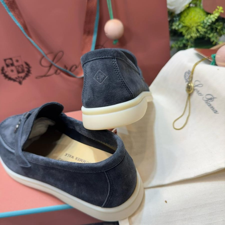 Women's European-style shoes