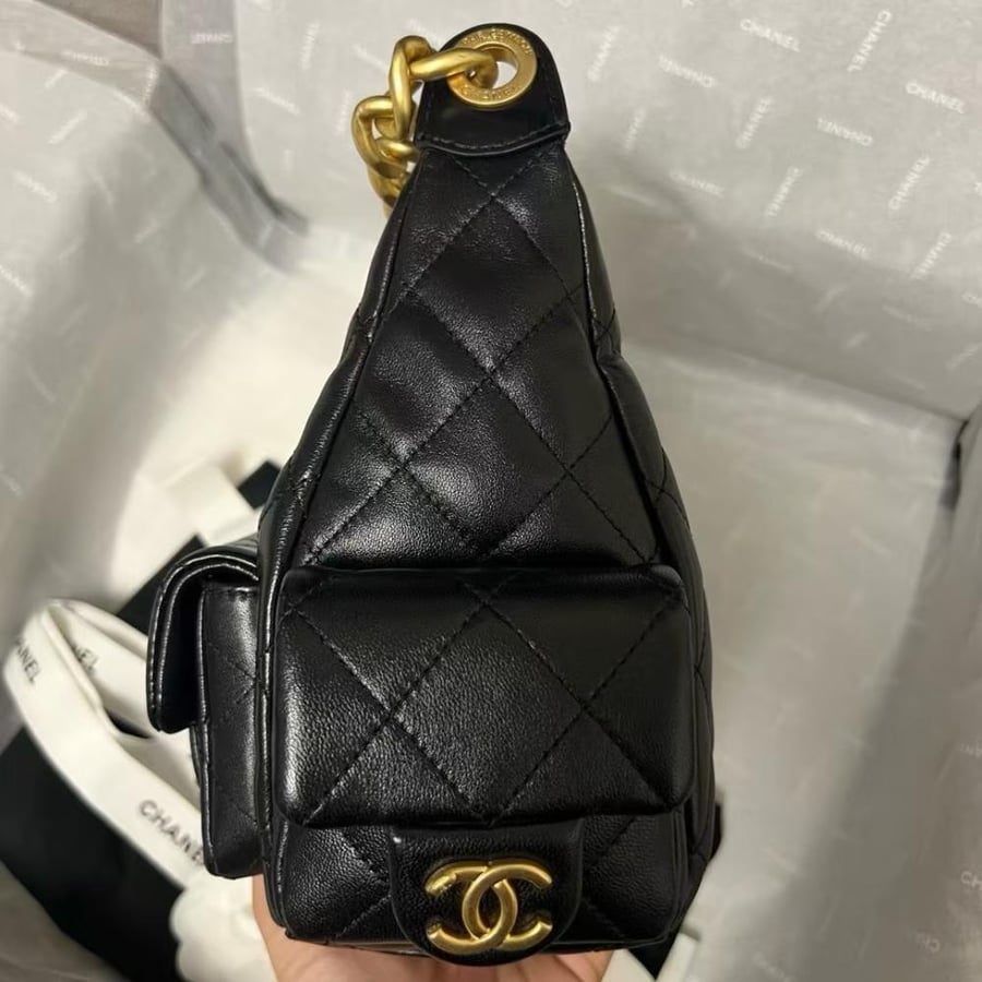 Chanel size 31cm