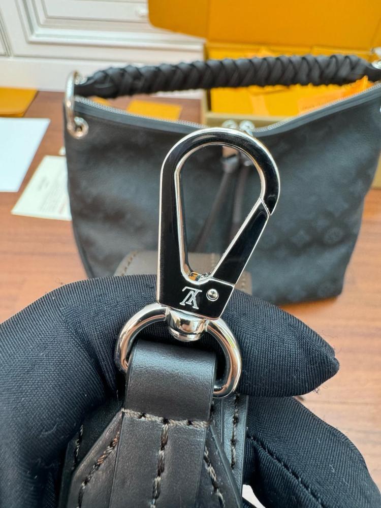 Louis Vuitton Hand lt All