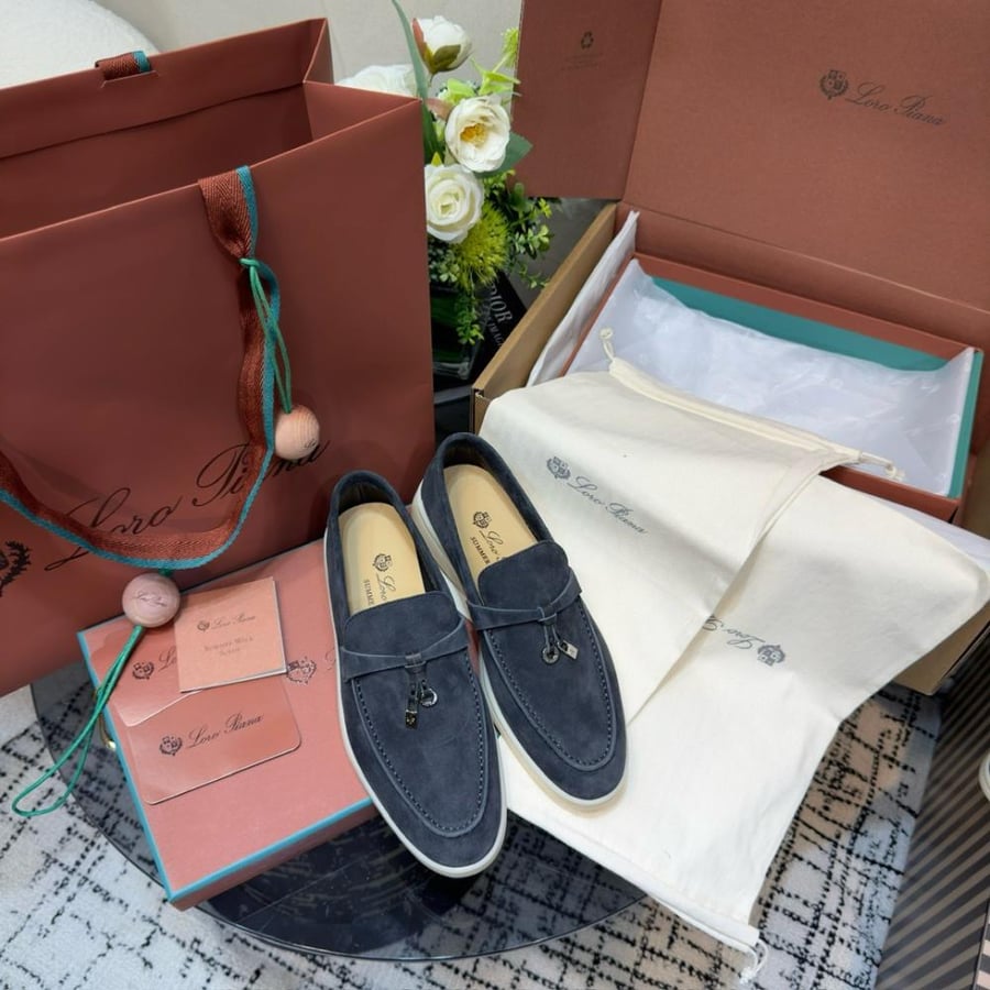 Women's European-style shoes