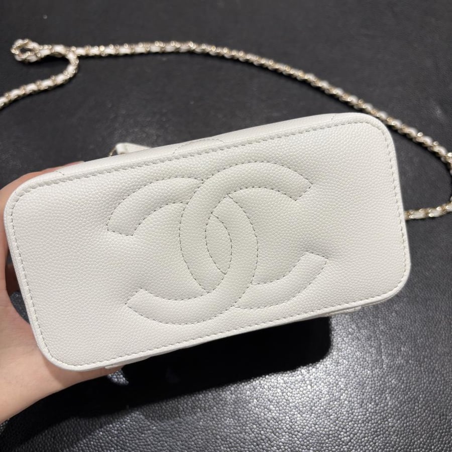 شانيل 25b مقاس 17cm