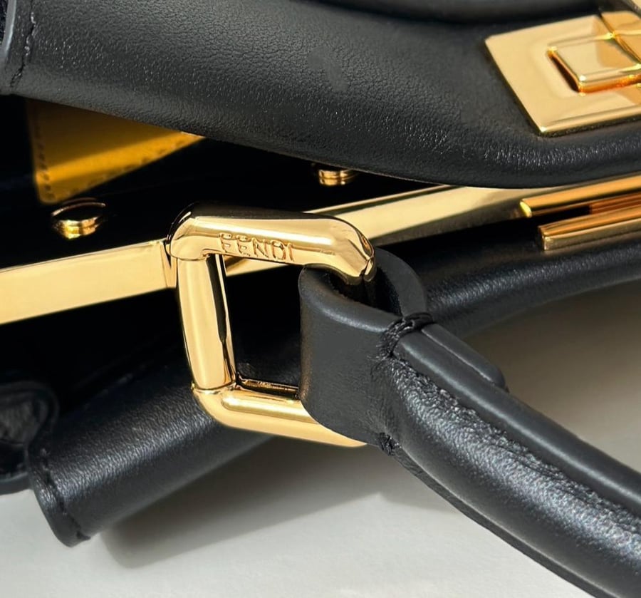 Fendi Peekaboo 23cm