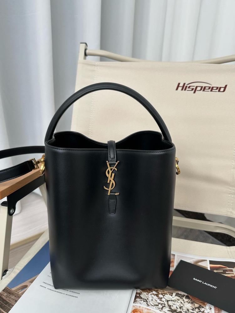 Saint Laurent size 20cm