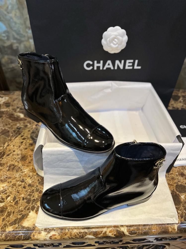 Chanel boot