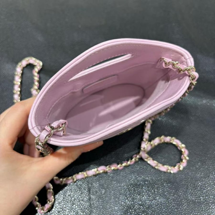 Chanel size 13cm