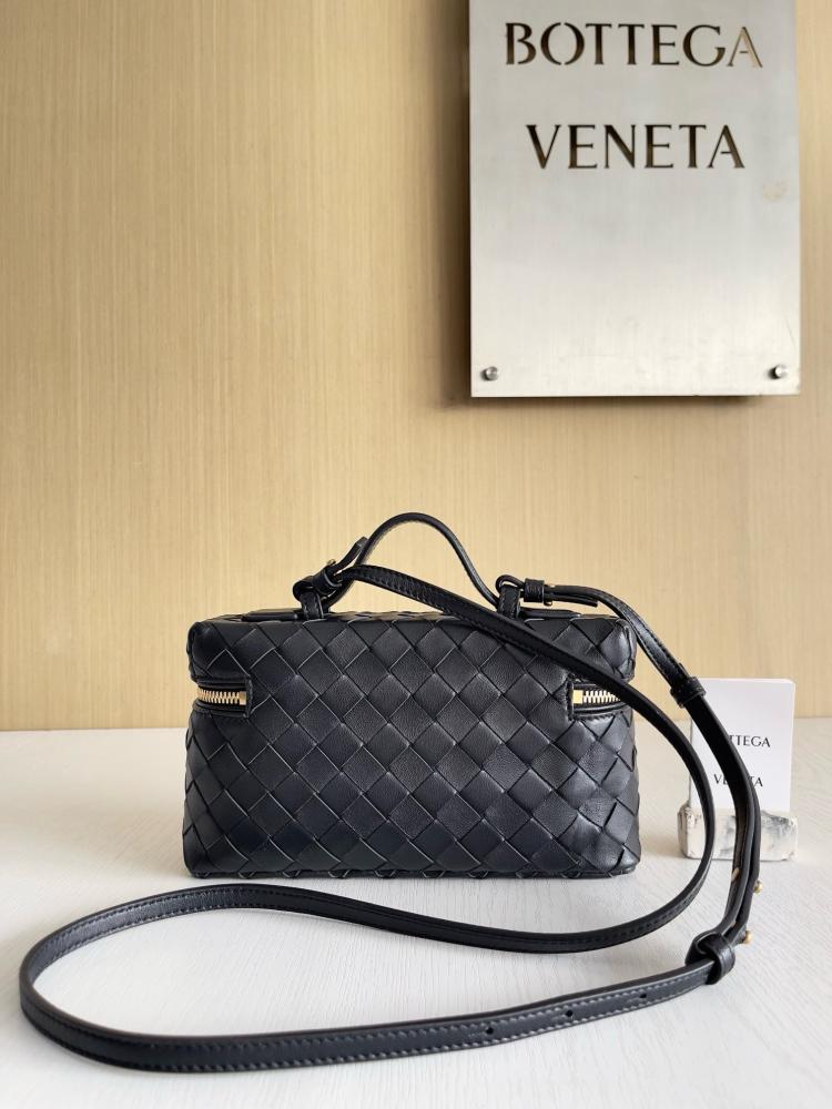 بوتيقا Vanity 23cm