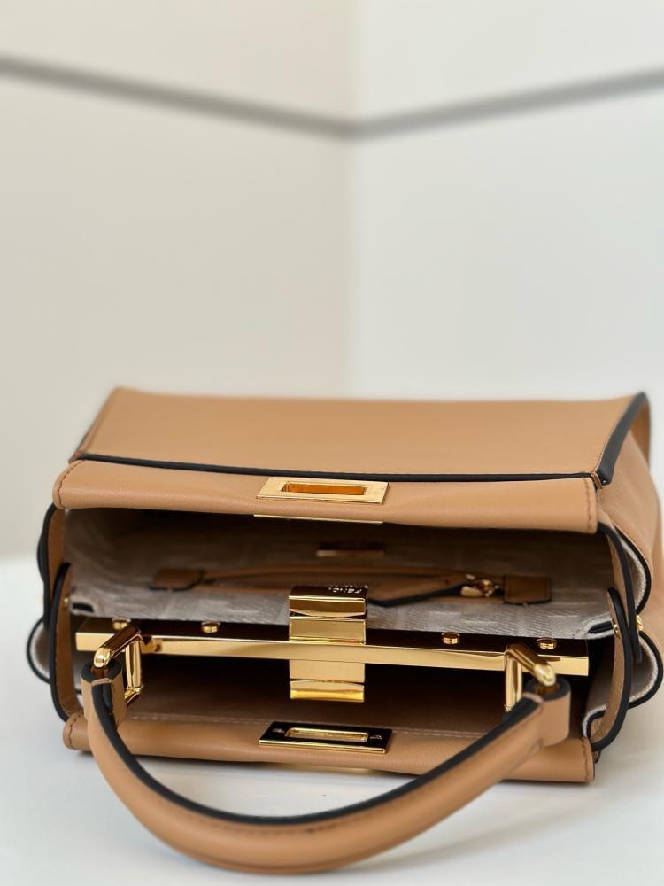 Fendi Peekaboo 23cm