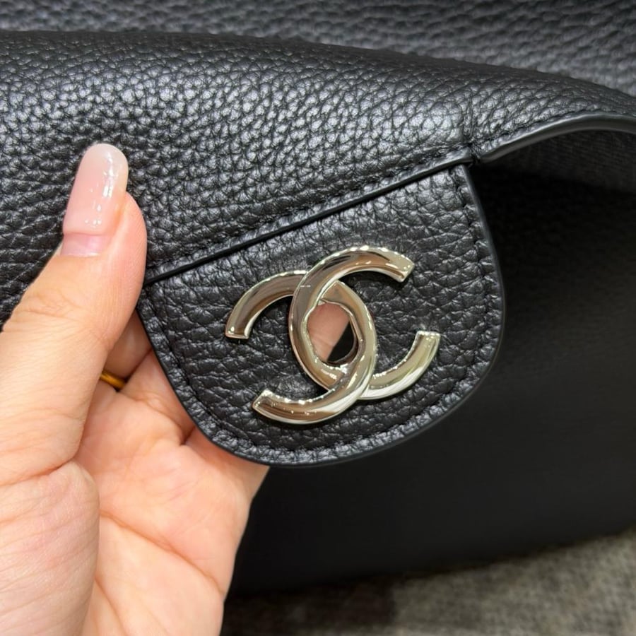 Chanel Flap Classic size 38.5cm