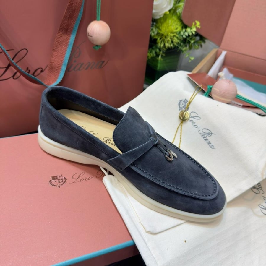 Women's European-style shoes
