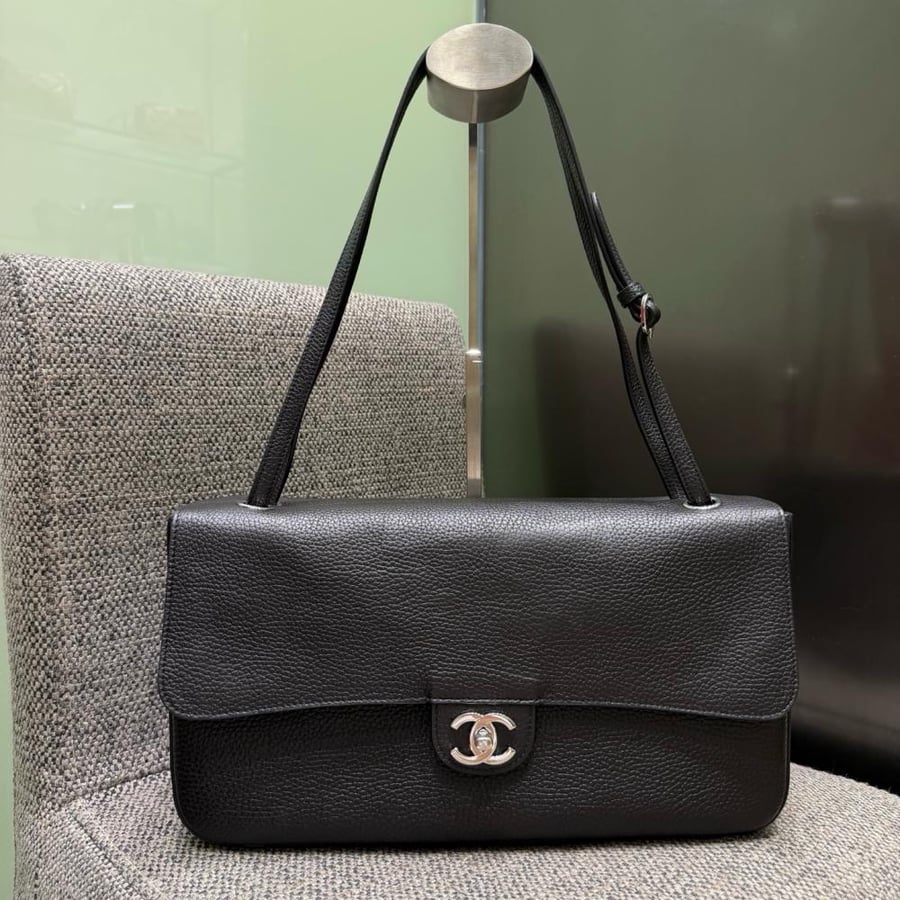Chanel Flap Classic size 32cm