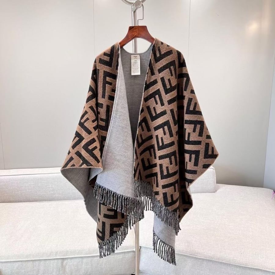 Fendi scarf 140x150cm