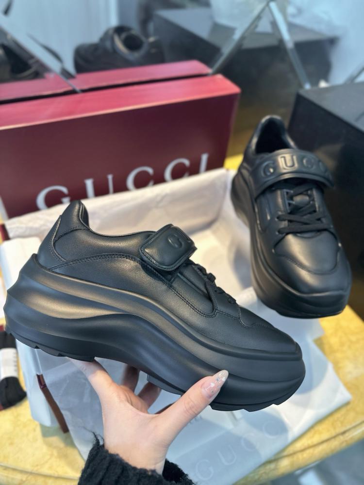 Gucci shoes