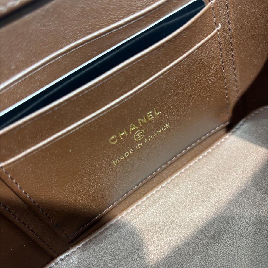 شانيل 25b مقاس 17cm