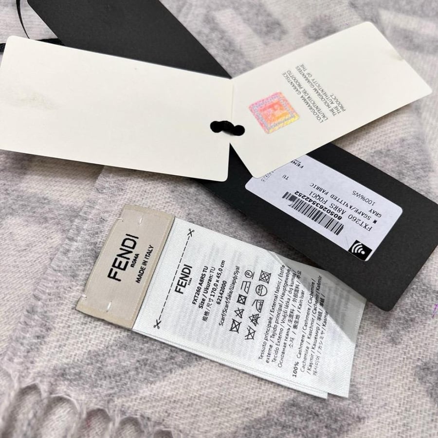 Fendi scarf 170x47cm