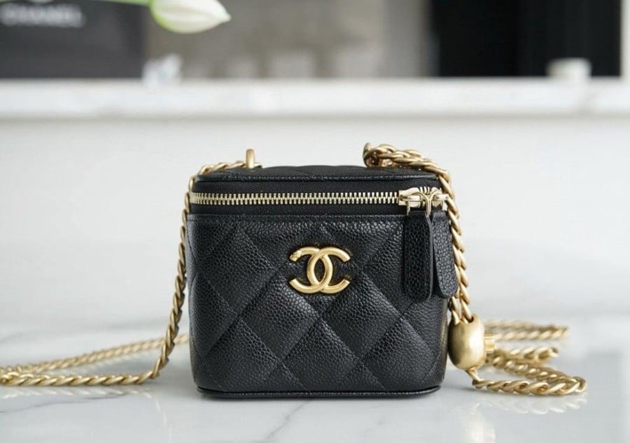 Chanel size 11cm