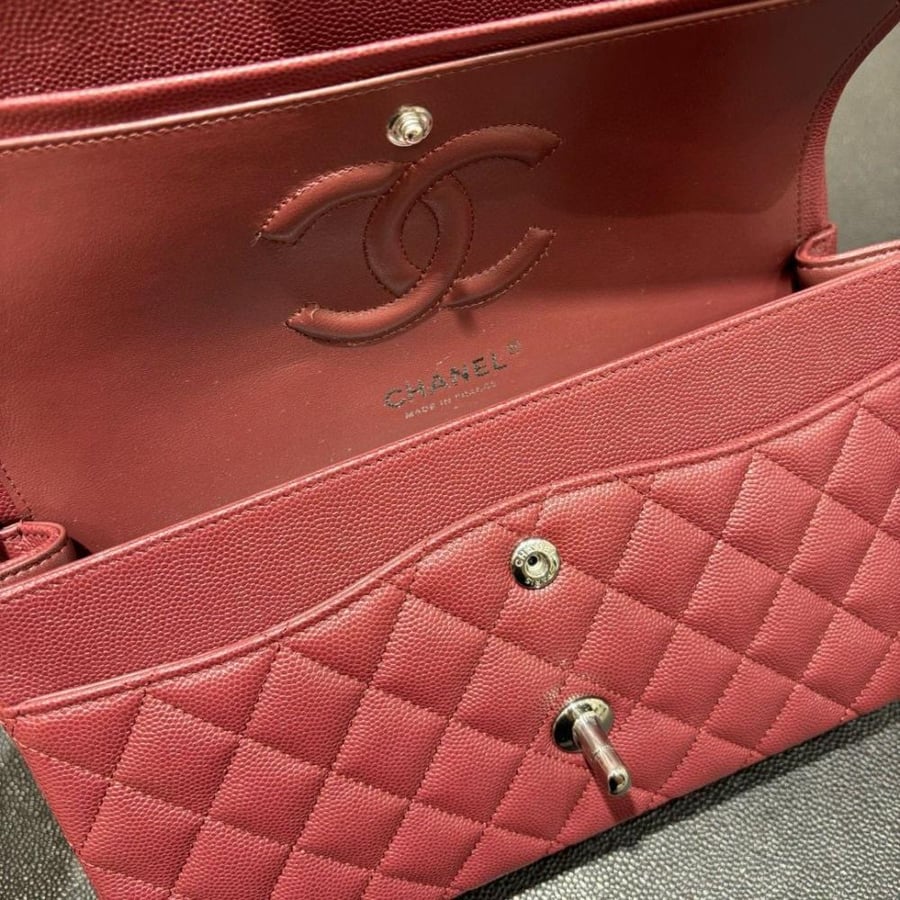 Chanel Classic size 25cm