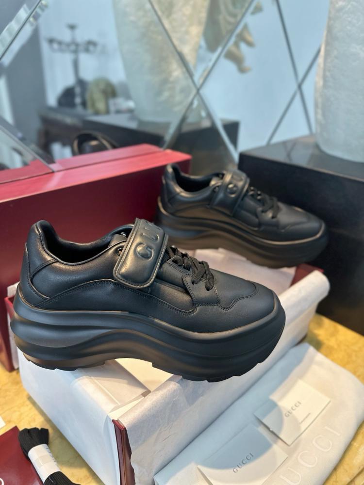 Gucci shoes