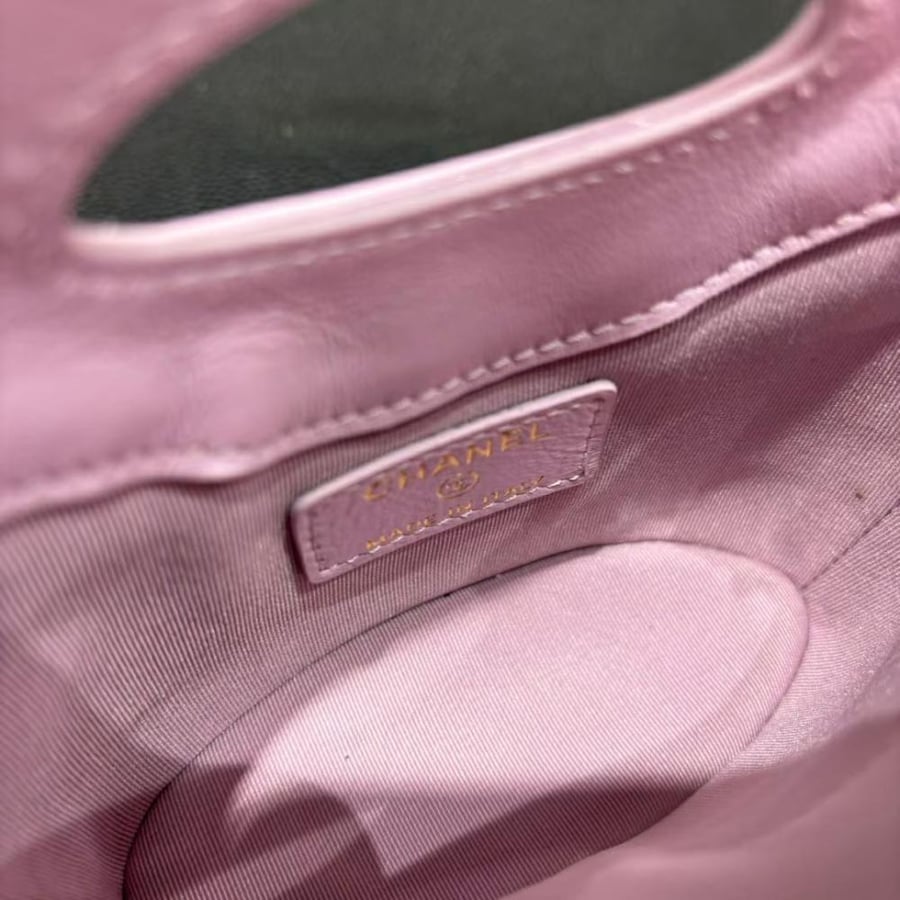 Chanel size 13cm