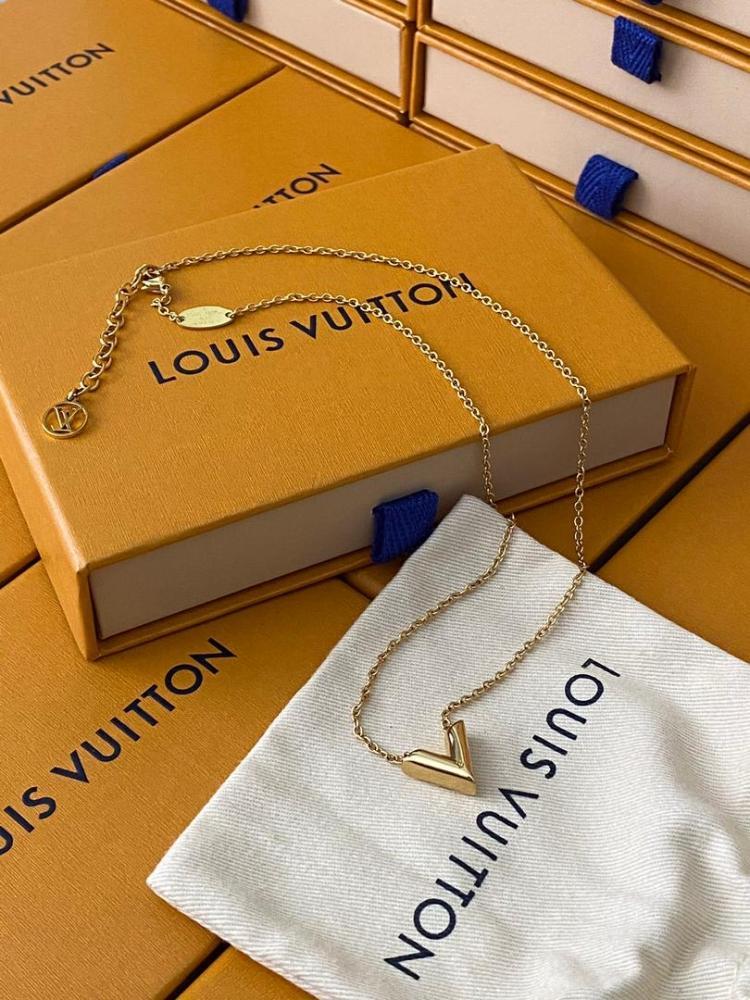 Louis Vuitton necklace