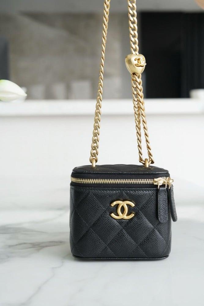 Chanel size 11cm