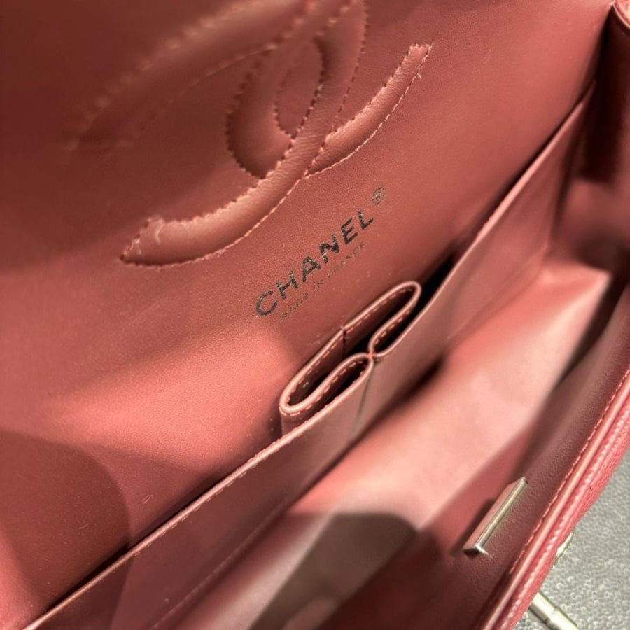 Chanel Classic size 25cm