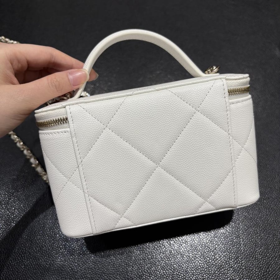 شانيل 25b مقاس 17cm