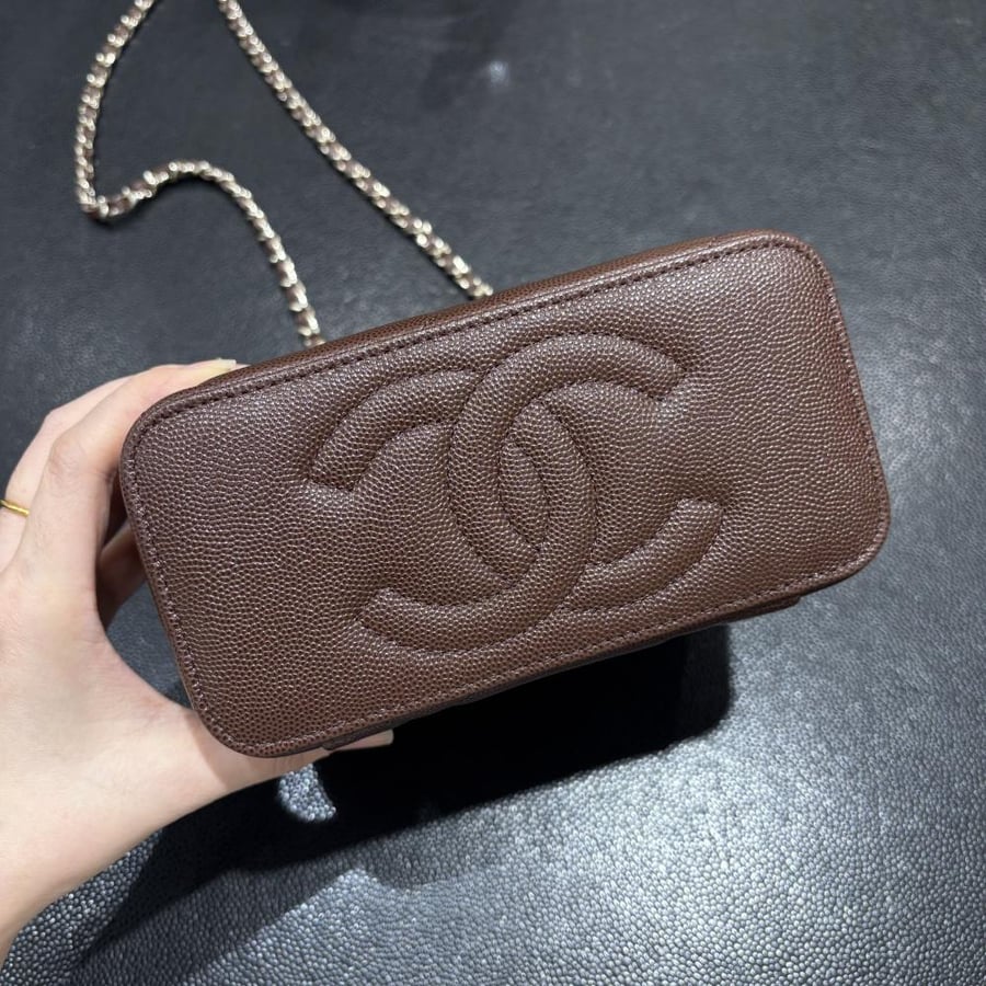 شانيل 25b مقاس 17cm