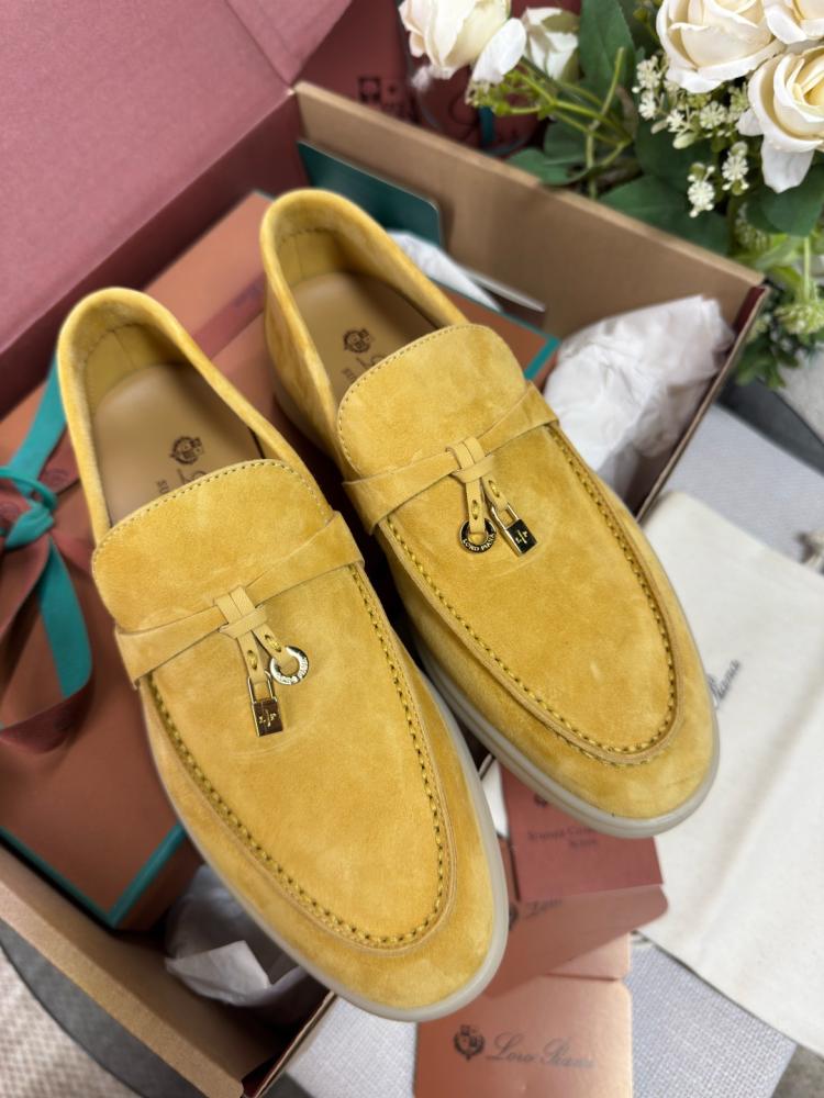 Women's European-style shoes
