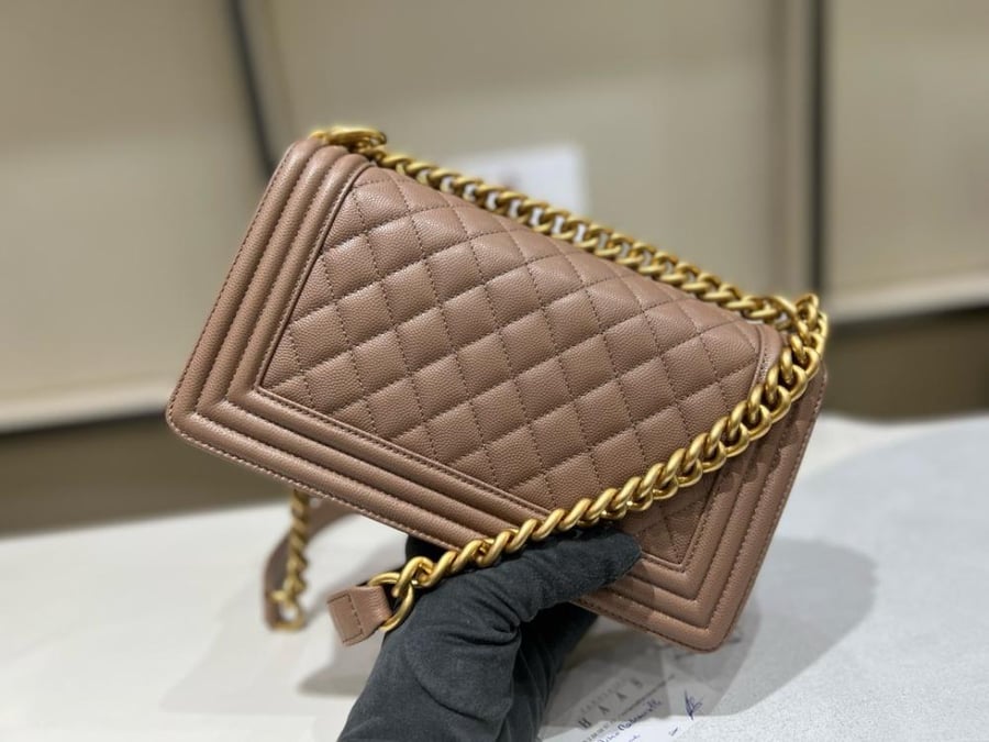 شانيل بوي 20.5cm
