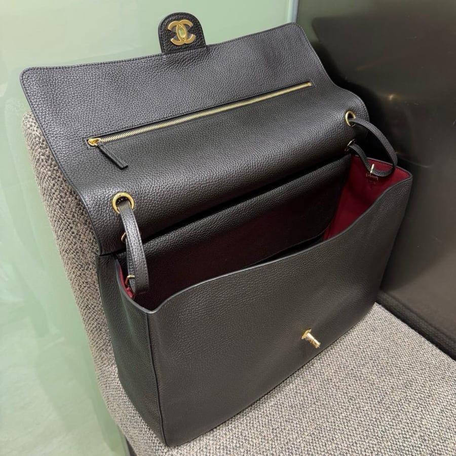 Chanel Flap Classic size 38.5cm