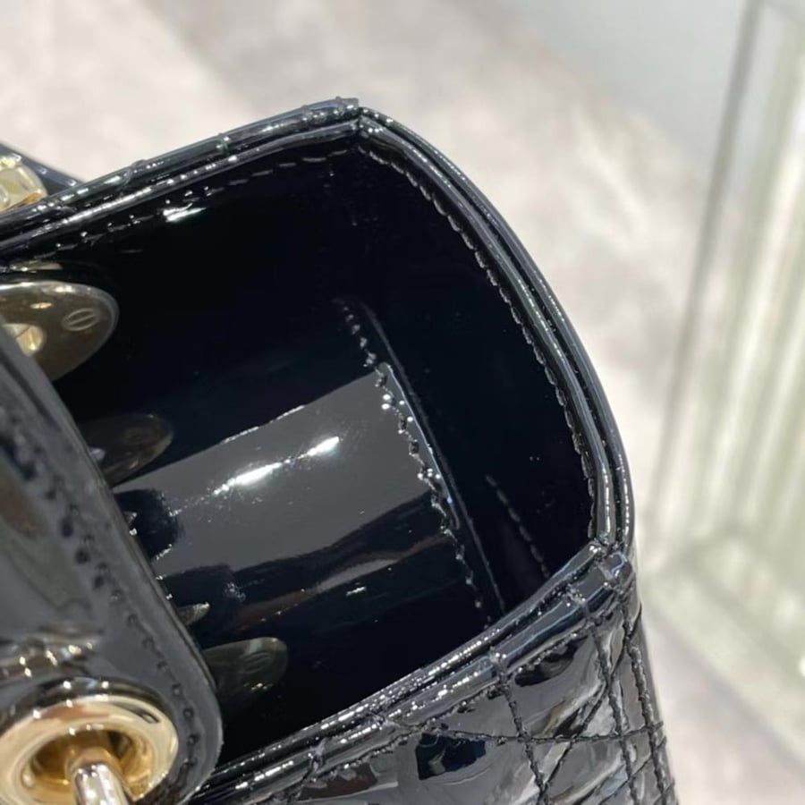 Lady Dior Medium 24cm