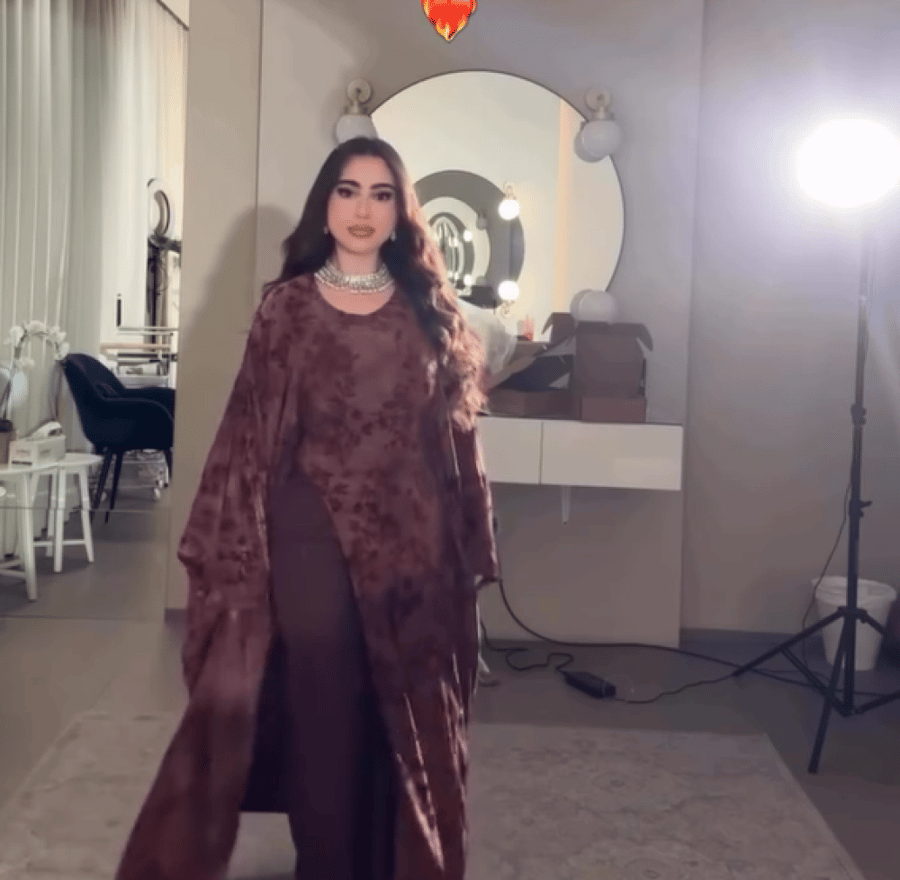 فستان نوراا