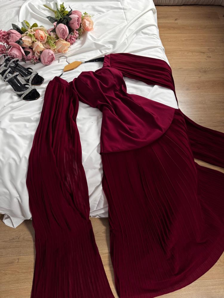 Maroon dress