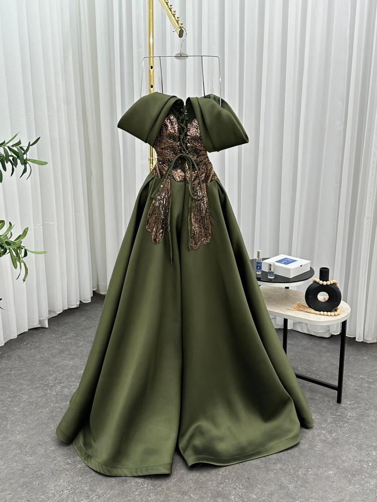 Mikado dresses with tulle