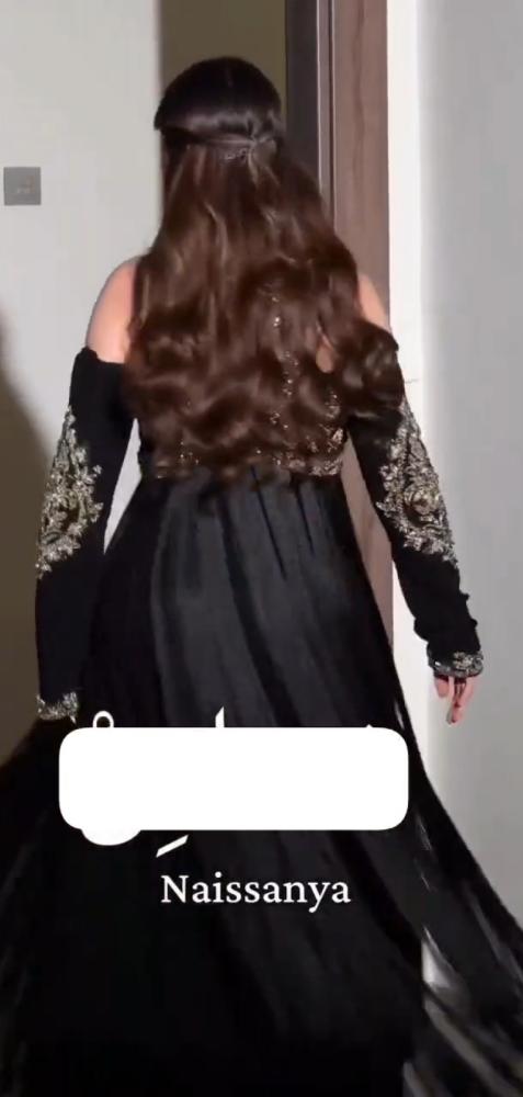فستان اسود سهره