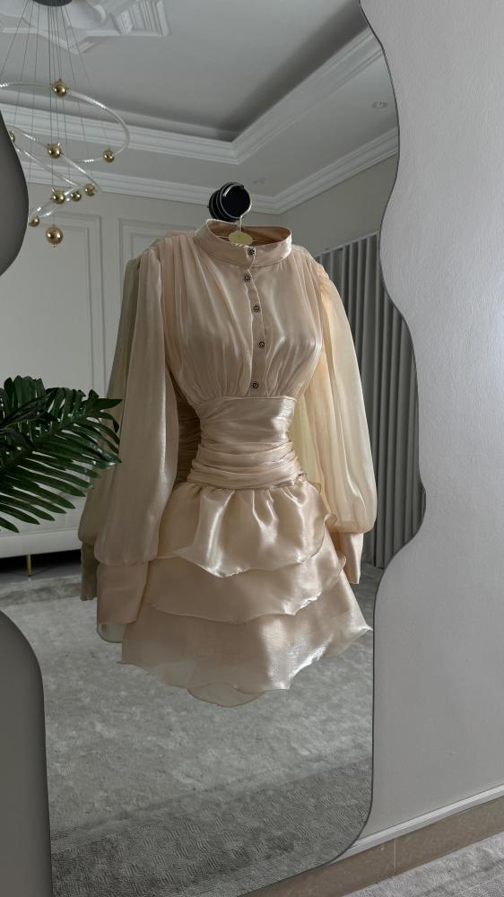 Elegant beige short dress
