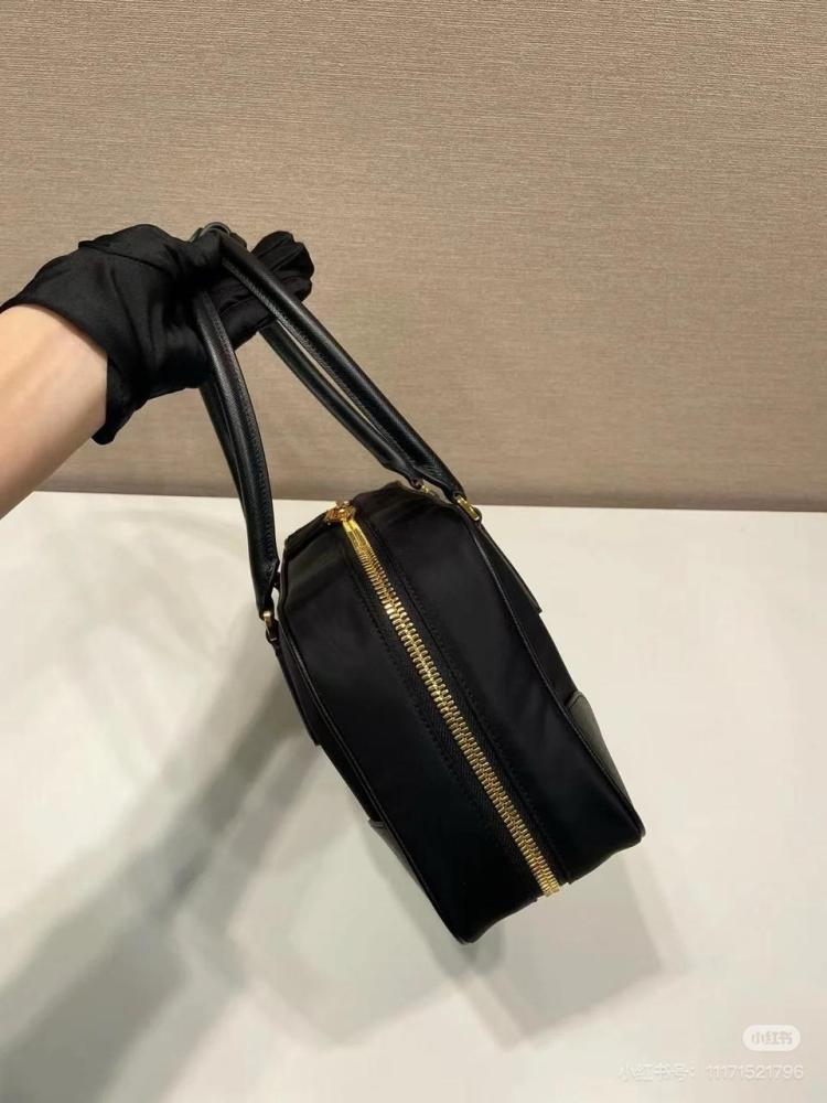 شنطة برادا PRADA
