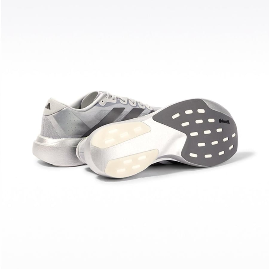 Adizero EVO SL Shoes ضمن مجموعة منتقاة بعناية في متجر دينيز