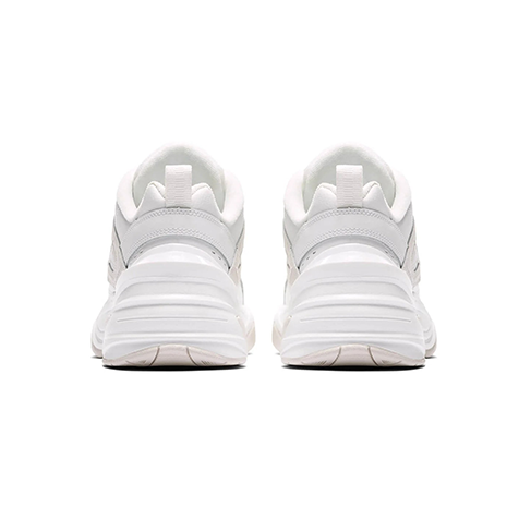 Nike M2k بحضور بصري قوي في دينيز للاحذية والاكسسوارات