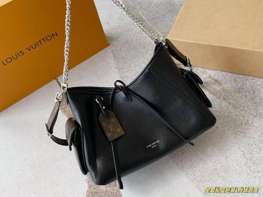 شنطة لويس فيتون Louis Vuitton