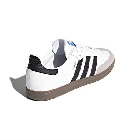 حذاء Adidas Samba من الخلف يكشف التشطيب النظيف