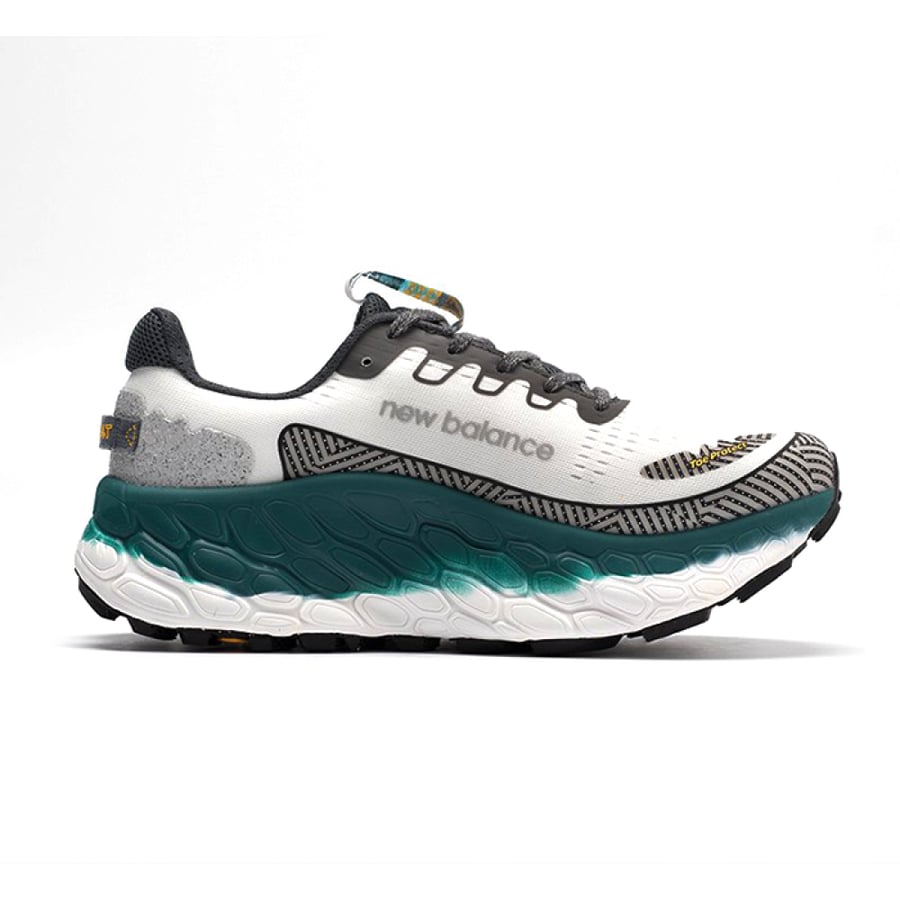 Fresh Foam X More Trail v3 صورة كاملة بتفاصيل واضحة من دينيز