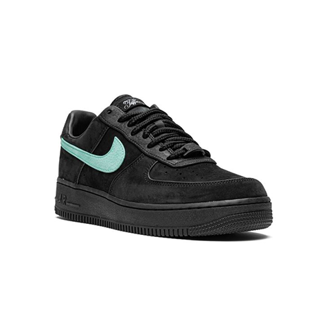 Air Force 1 يجمع الاناقة والاستخدام العملي في دينيز