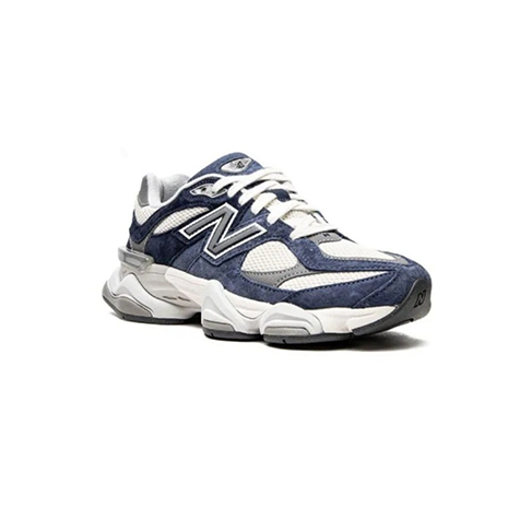 حذاء new balance 9060 بصورة توضح الخامات والمظهر الكلي