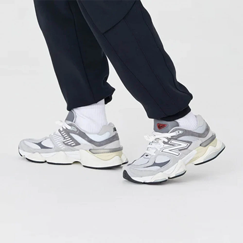 حذاء new balance 9060 اطلبه الان من متجر دينيز ضمن تشكيلة جديدة
