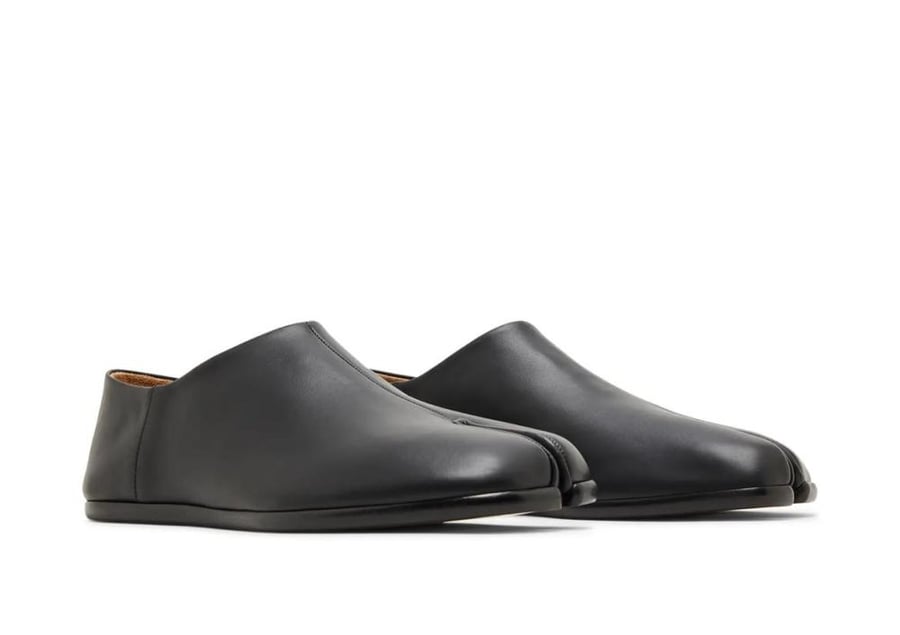 Maison Margiela Tabi Babouche Black